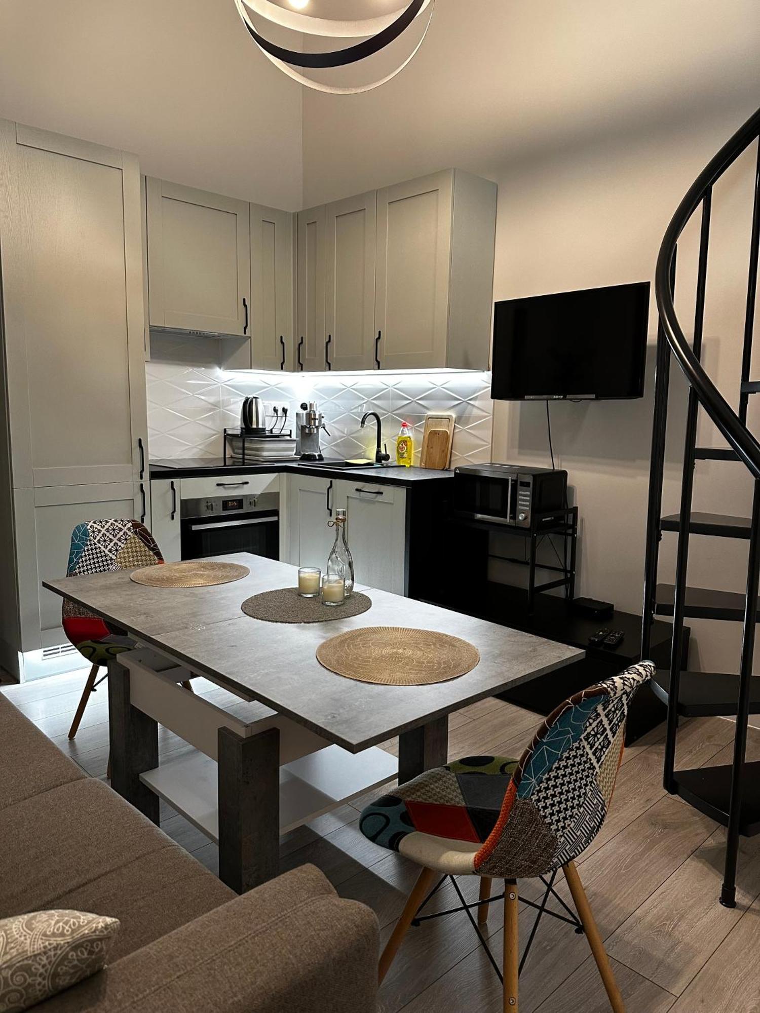 Miniapartament Jelonka Jelenia Gora Dış mekan fotoğraf