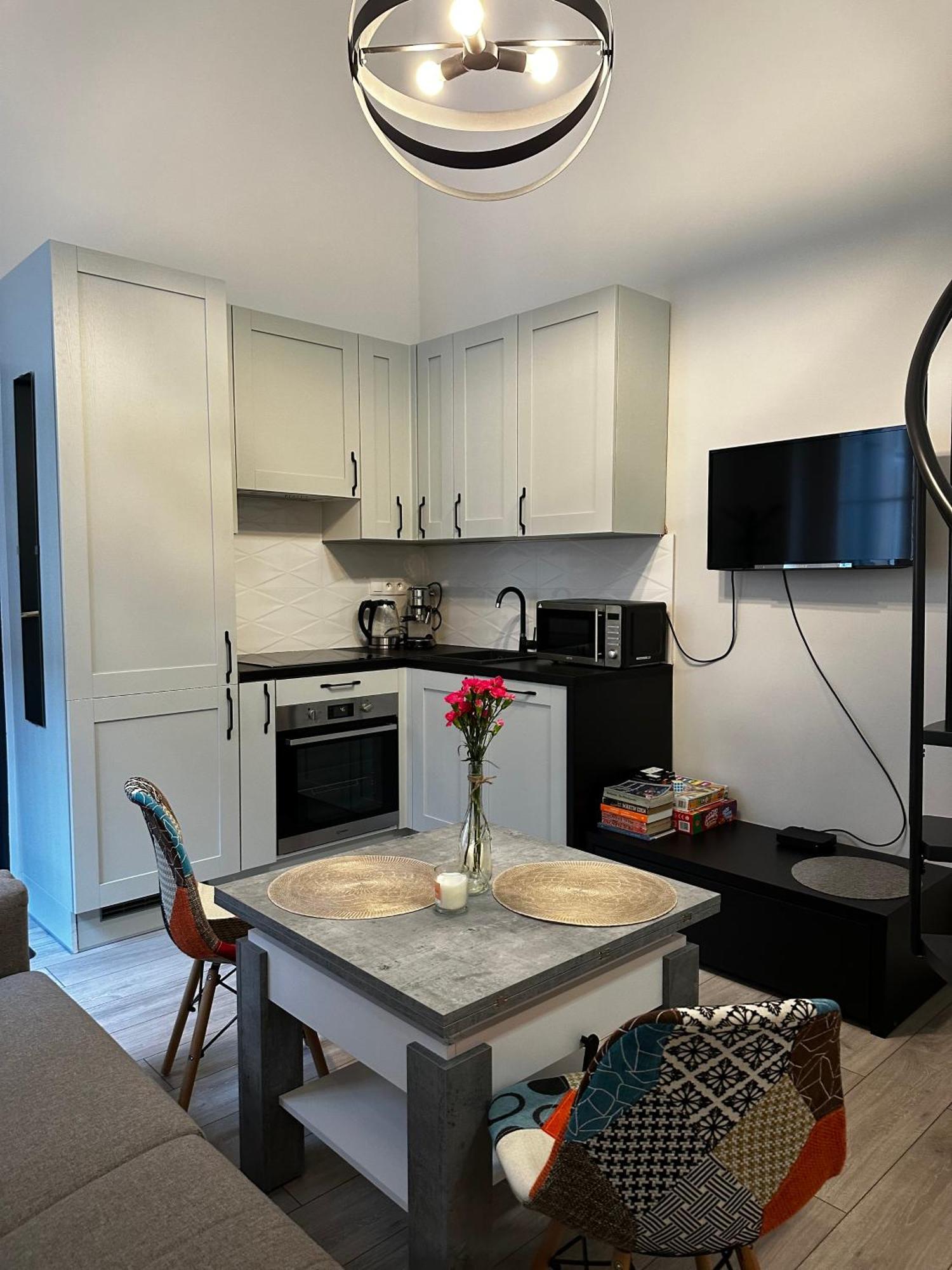 Miniapartament Jelonka Jelenia Gora Dış mekan fotoğraf